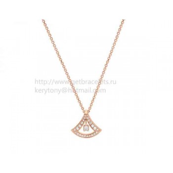 Divas Dream Rose Gold Openwork Necklace with Central Diamond and Pave Diamonds