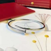1:1 Replica Cartier Juste Un Clou SM Bracelet White Gold B6062417