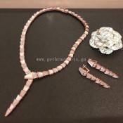 Serpenti Necklace Mother of Pearl with Demi Pave Diamonds Rose Gold/Yellow Gold/White Gold