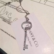 Hot Sale Tiffany Keys Oval Key Pendant Chain Necklace Diamonds Sterling Silve GRP03245