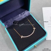 Tiffany T Medium Smile Pendant With Diamonds Yellow Gold/Rose Gold/White Gold