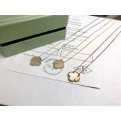 Van Cleef & Arpels Vintage Alhambra Pendant Yellow Gold Mother-of-Pearl