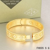 Premium replica Van Cleef & Arpels Perlee Clover Bracelet In Yellow Gold With Diamond-Small Model