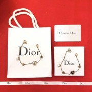 2019 Top Sale Dior White Pearl Bell-Heart-shaped Females Classic Brass Diamonds Bracelet White/Black Replica
