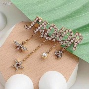 2021 Christian Dior Paved Diamonds JADIOR Motif Bee Star Clover Pendants Females Antique Gold-finish Metal Crystal Brooch