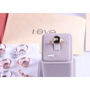 Amulette de Cartier Black Onyx Ring With Diamond in Yellow Gold, White Gold and Pink Gold