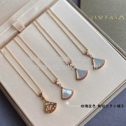 Divas Dream Necklace Mother of Pearl with Rubies Rose Gold Best Price