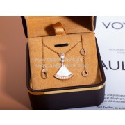 Divas Dream Necklace with Mother of pearl and Pave Diamodns Rose Gold 1:1 Replica