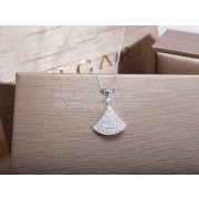 Divas Dream Necklace with Pave Diamonds White Gold Knockoff