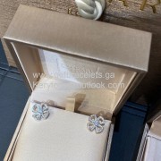Fiorever Earrings with Two Diamonds and Pave Diamonds Rose Gold and White Gold AAA