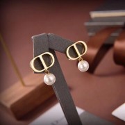 Dior Petit CD earrings Gold-Finish Metal and white Resin Pearls