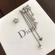 Fashion Trends Christian Dior Star Motif Aged Metal Ladies CD Bee Pendant White Pearl Tassel Drop Earrings