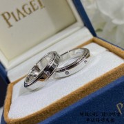 Piaget Possession Ring With 1 Diamonds Large White Gold/Rose Gold