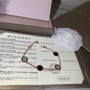 Cheap Bracelet in Pink Gold with Mother of Pearl and Onyx