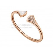 DIVAS Dream Rose Gold Bracelet with Mother of Pearl and Pave Diamonds
