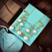 Tiffany HardWear Triple Drop Link Earrings in Yellow Gold with Freshwater Pearls