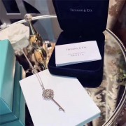 Tiffany Keys Hollow Floral Key Pendant Necklace For Women UK Sale Online
