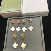 Van Cleef & Arpels Magic Alhambra Earrings 2 motifs Mother-of-pearl with Diamonds