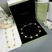 Van Cleef & Arpels Vintage Alhambra long necklace 10 Motifs Guilloche Yellow Gold