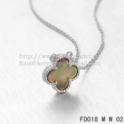 Van Cleef & Arpels Vintage Alhambra Pendant White Gold Colorful Mother Of Pearl 15mm